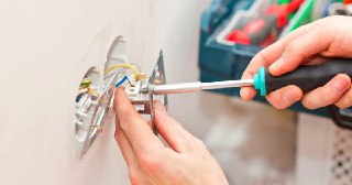Электромонтажные работы Куйбышев цена 467 руб Электрика под ключ